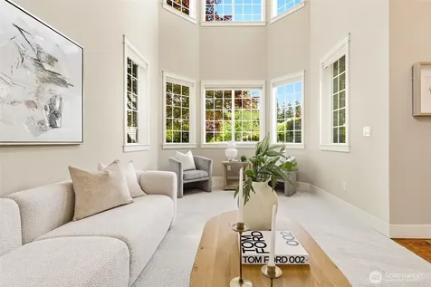 21223 NE 9th Place Sammamish WA 98074
