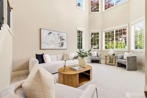 21223 NE 9th Place Sammamish WA 98074