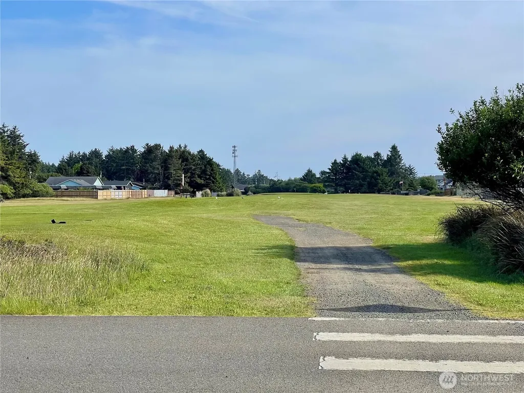 301 Octopus Avenue NE Ocean Shores WA 98569