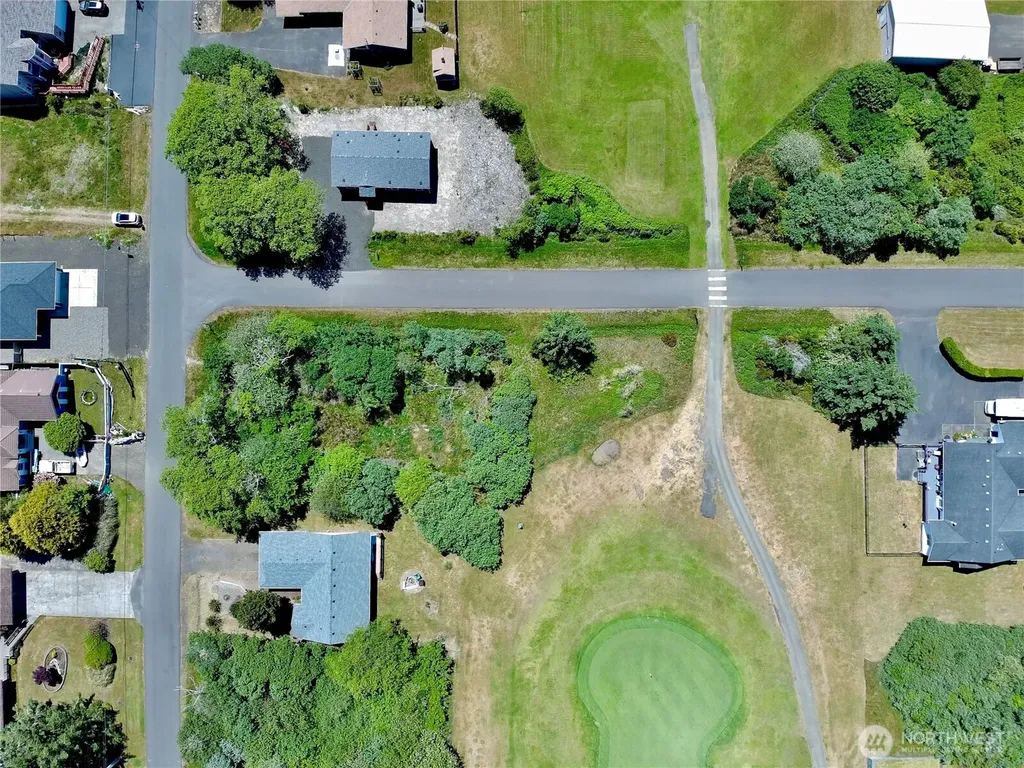 301 Octopus Avenue NE Ocean Shores WA 98569