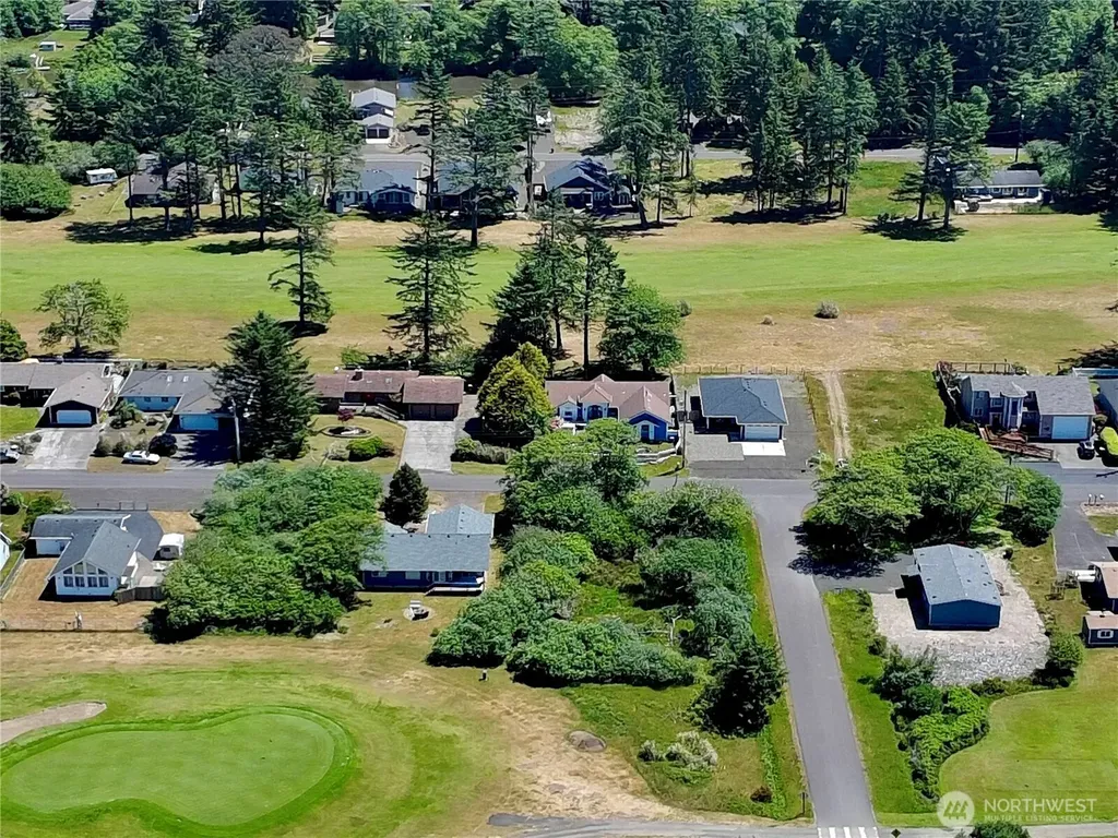 301 Octopus Avenue NE Ocean Shores WA 98569