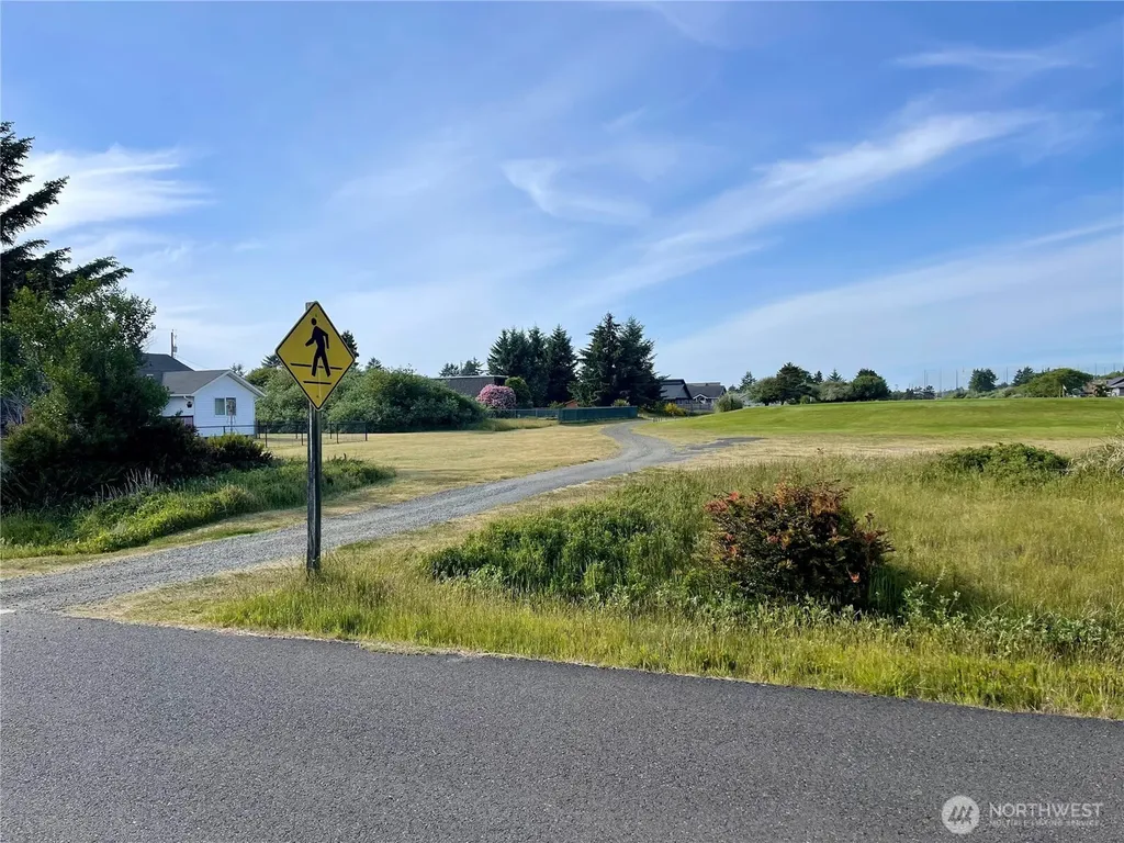 301 Octopus Avenue NE Ocean Shores WA 98569