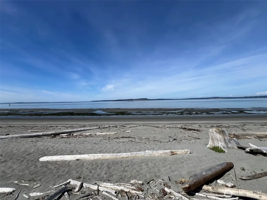 8668 NE Point No Point Road Hansville WA 98340