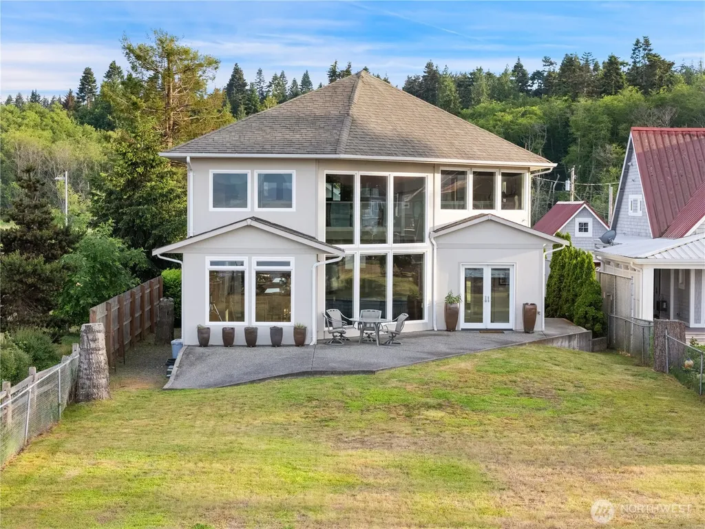 8668 NE Point No Point Road Hansville WA 98340