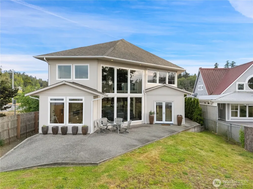 8668 NE Point No Point Road Hansville WA 98340