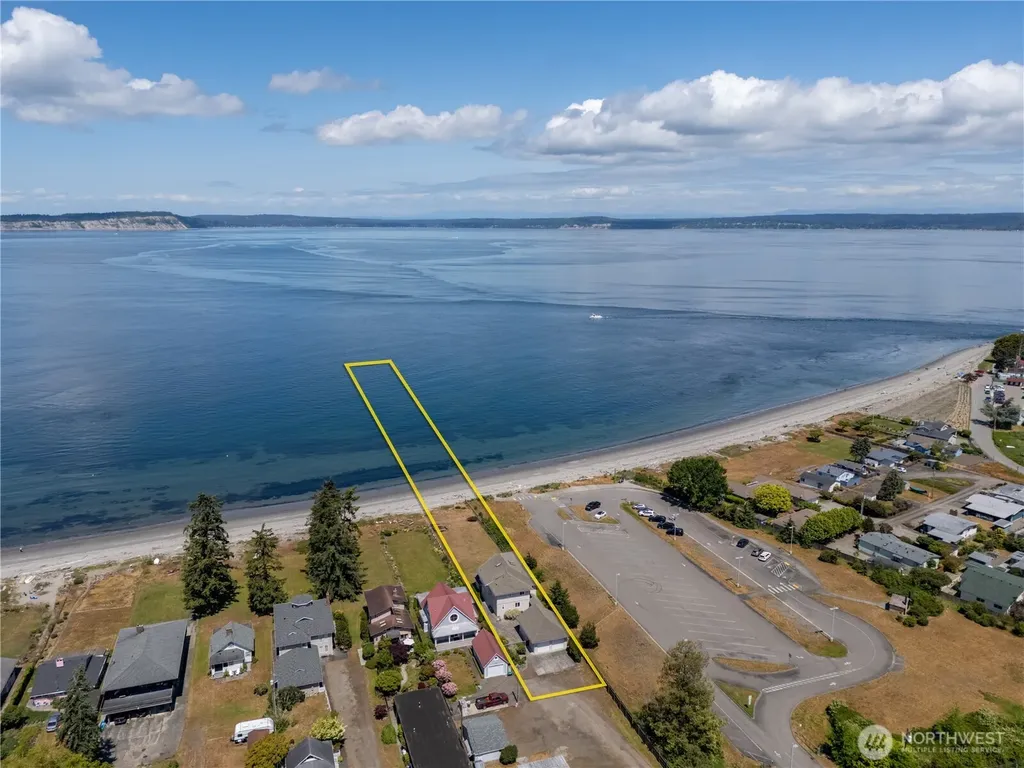 8668 NE Point No Point Road Hansville WA 98340