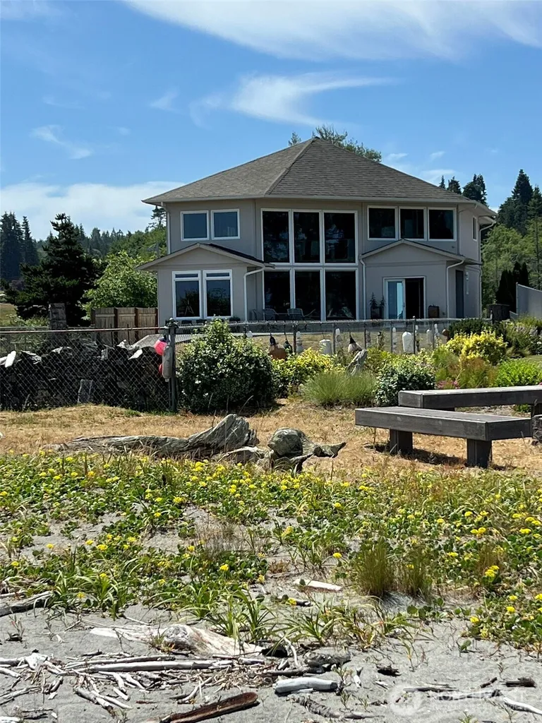 8668 NE Point No Point Road Hansville WA 98340
