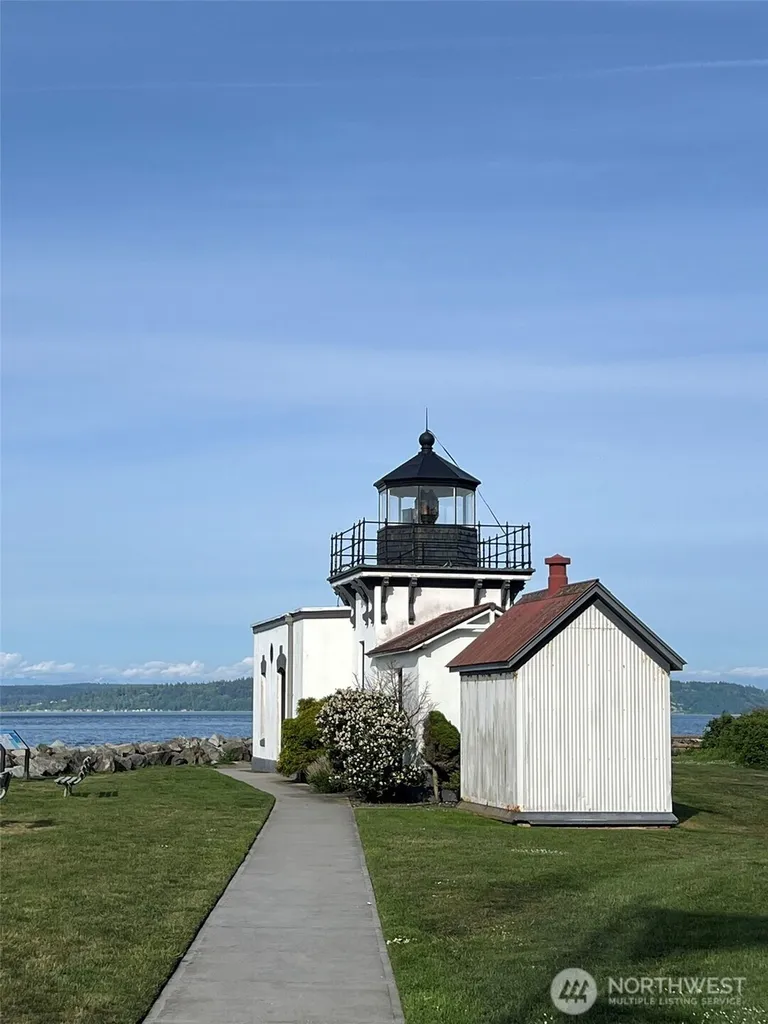 8668 NE Point No Point Road Hansville WA 98340