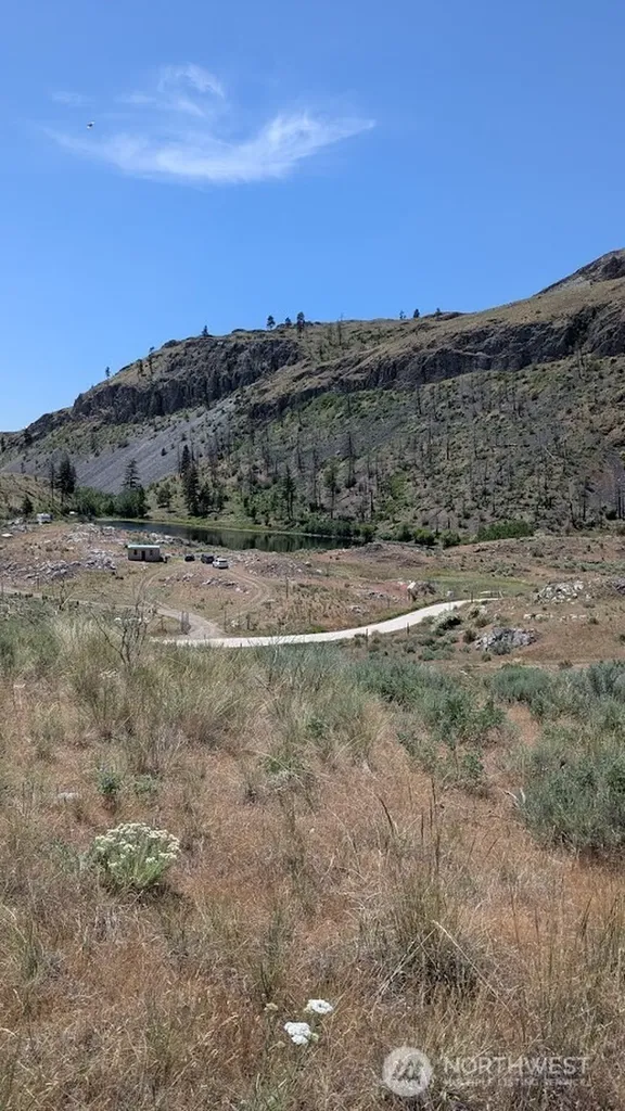 153 French Riverside WA 98240