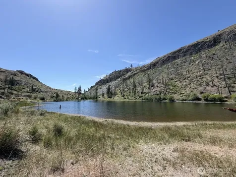 153 French Riverside WA 98240