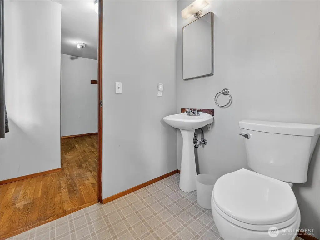 22430 SE 392nd Street Enumclaw WA 98022