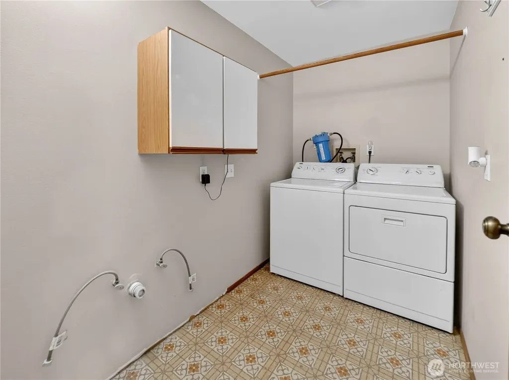 22430 SE 392nd Street Enumclaw WA 98022