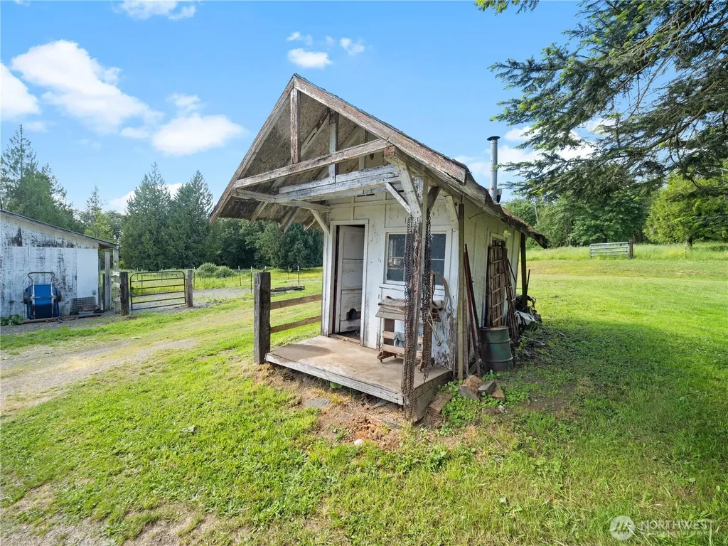 22430 SE 392nd Street Enumclaw WA 98022