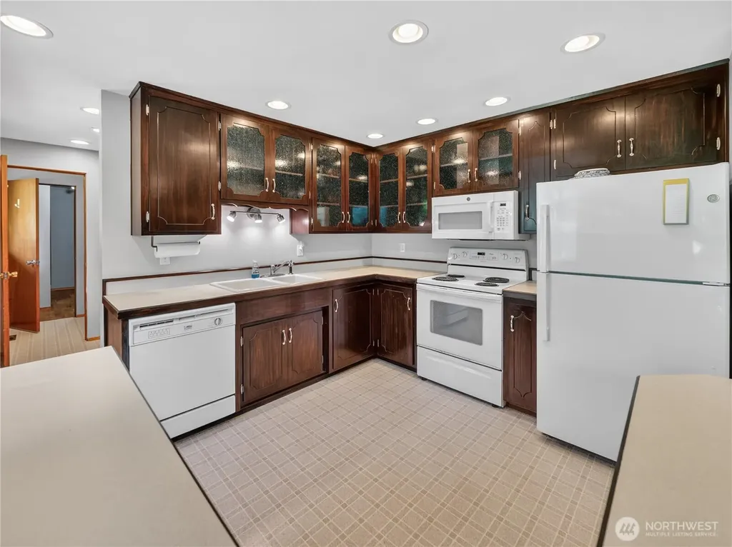 22430 SE 392nd Street Enumclaw WA 98022