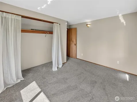 22430 SE 392nd Street Enumclaw WA 98022