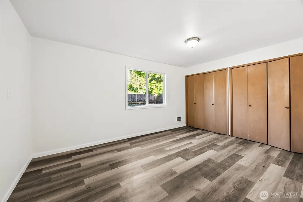 6425 Nyanza Park Drive SW Lakewood WA 98499