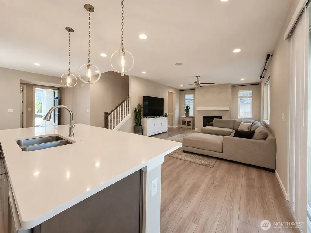 6413 Seaglass Avenue SE Port Orchard WA 98367