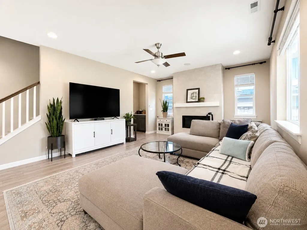 6413 Seaglass Avenue SE Port Orchard WA 98367