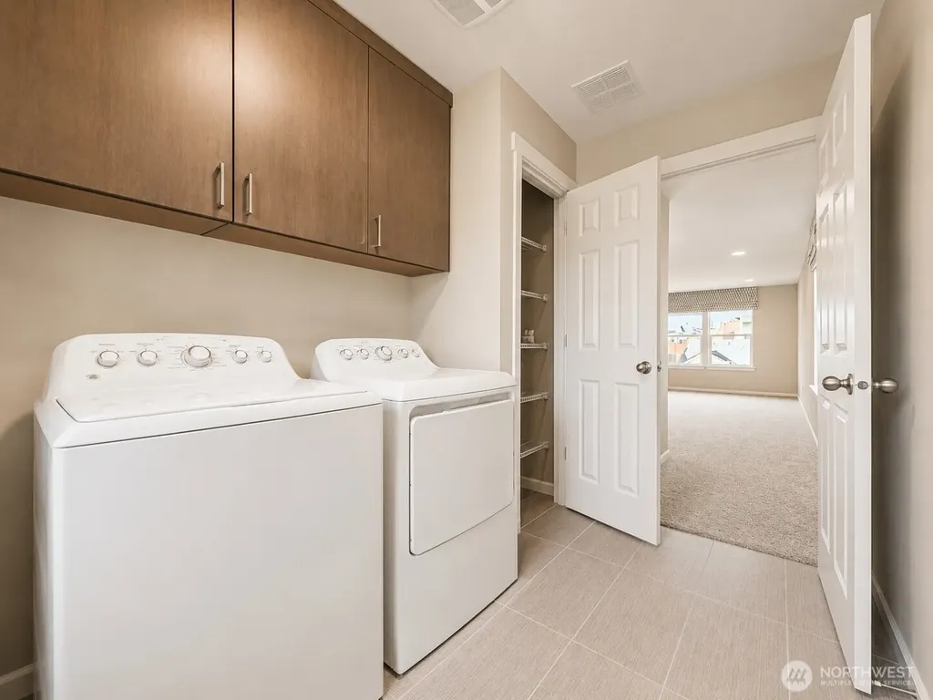 6413 Seaglass Avenue SE Port Orchard WA 98367