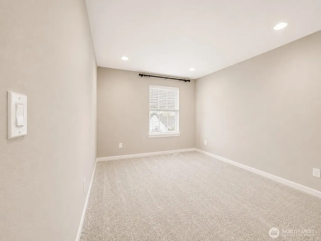 6413 Seaglass Avenue SE Port Orchard WA 98367