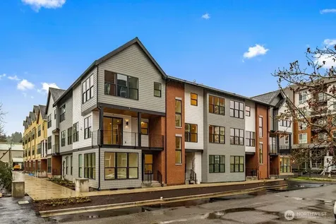 697 NW Locust St (Homesite #8) Issaquah WA 98027