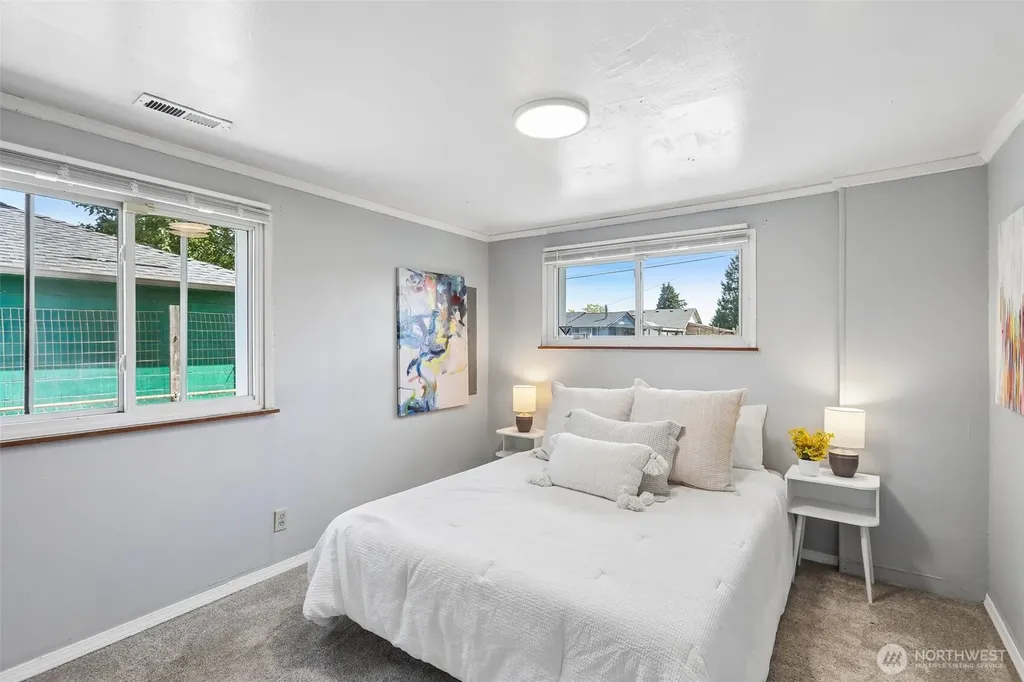 10615 1st Avenue S Seattle WA 98168