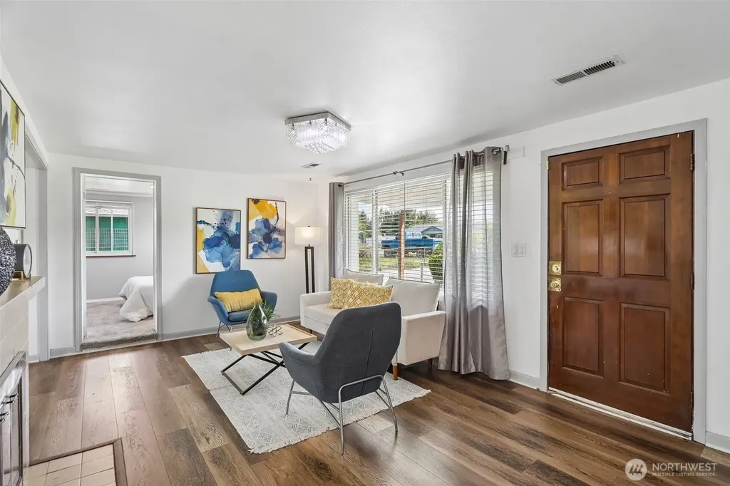 10615 1st Avenue S Seattle WA 98168
