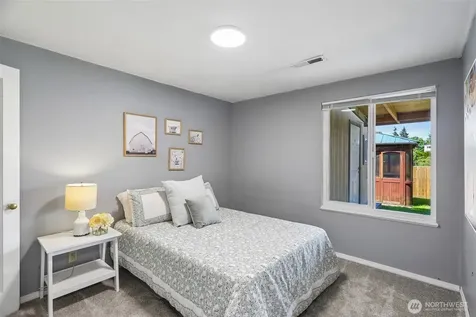 10615 1st Avenue S Seattle WA 98168