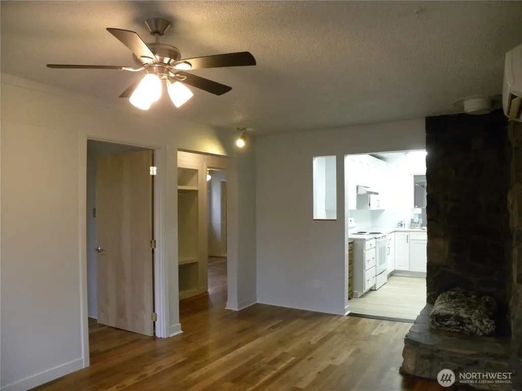 5414 Mcdacer Avenue Tacoma WA 98404