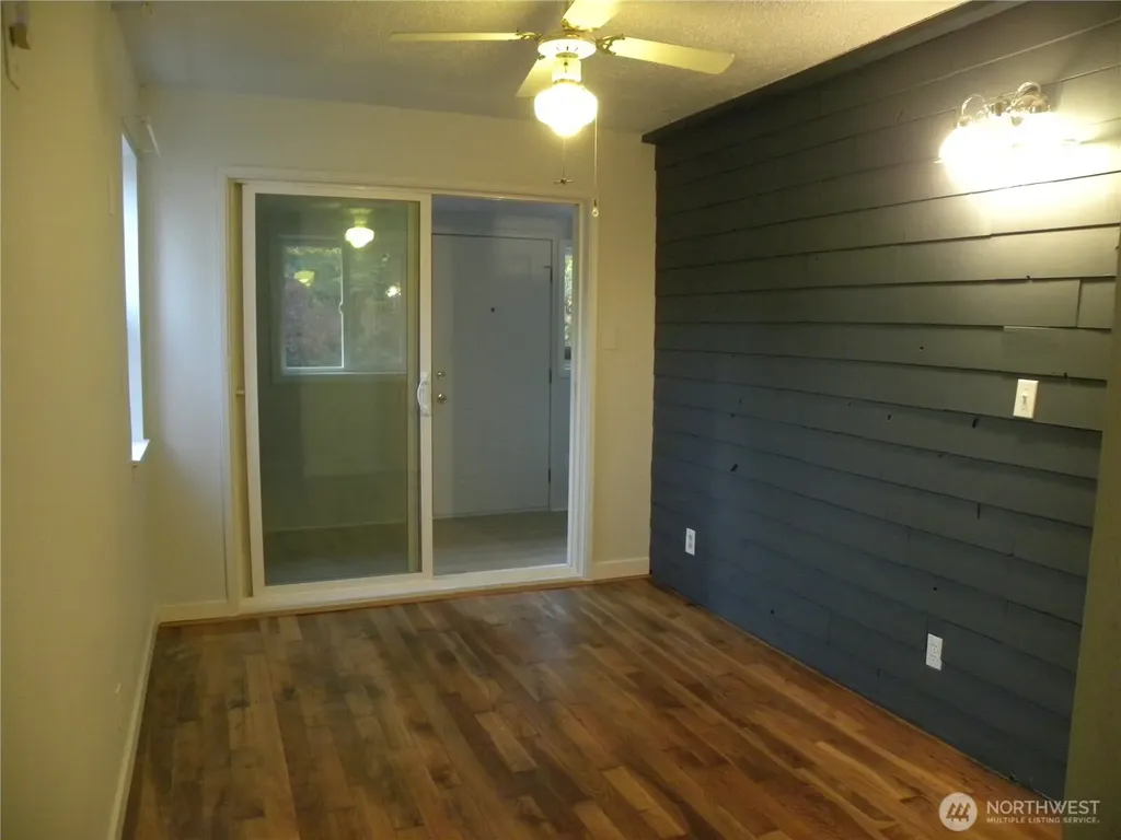 5414 Mcdacer Avenue Tacoma WA 98404