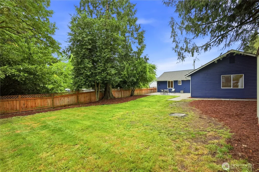 14716 22nd Avenue NE Shoreline WA 98155