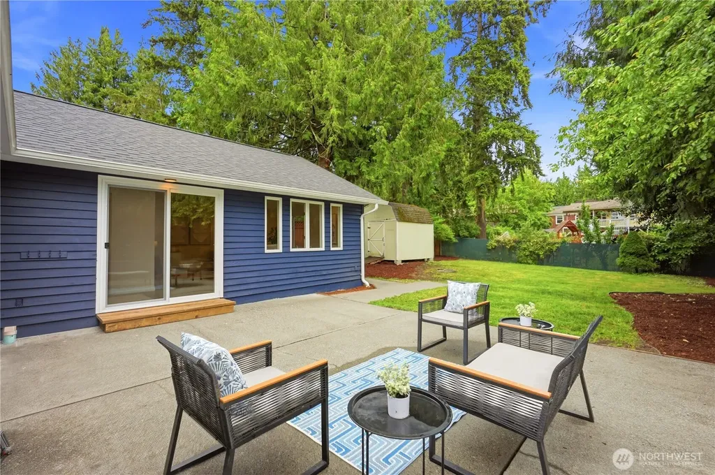 14716 22nd Avenue NE Shoreline WA 98155