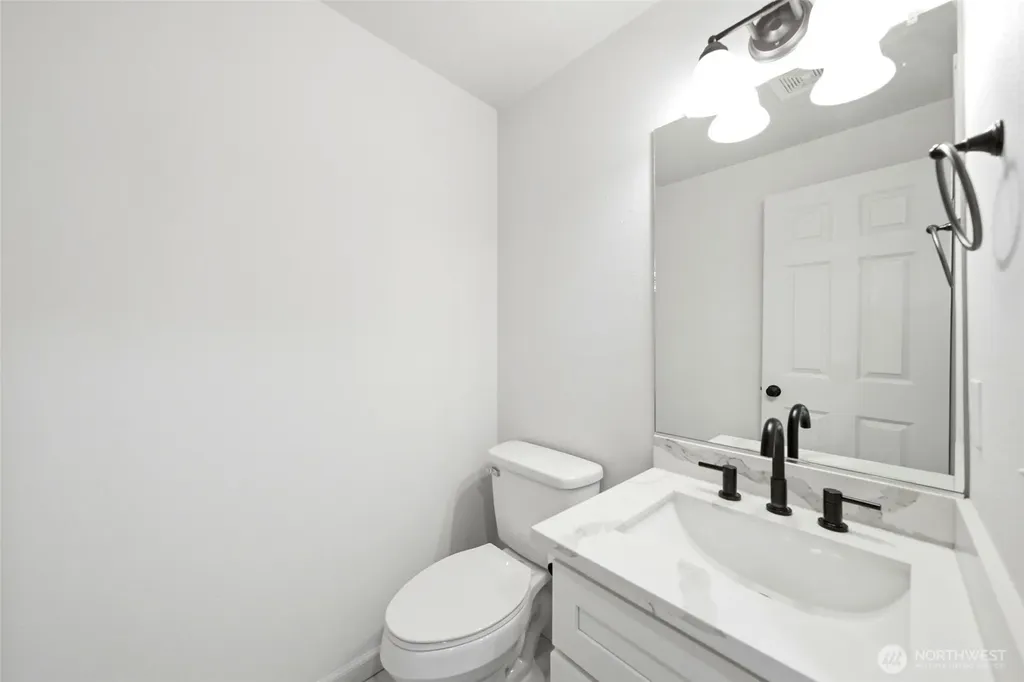 30811 26th Avenue SW Federal Way WA 98023
