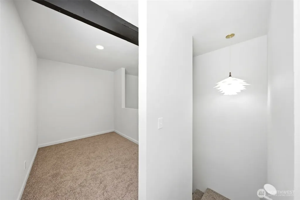 30811 26th Avenue SW Federal Way WA 98023