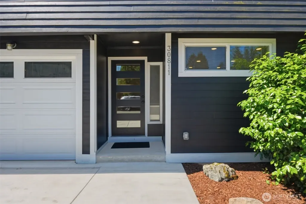 30811 26th Avenue SW Federal Way WA 98023