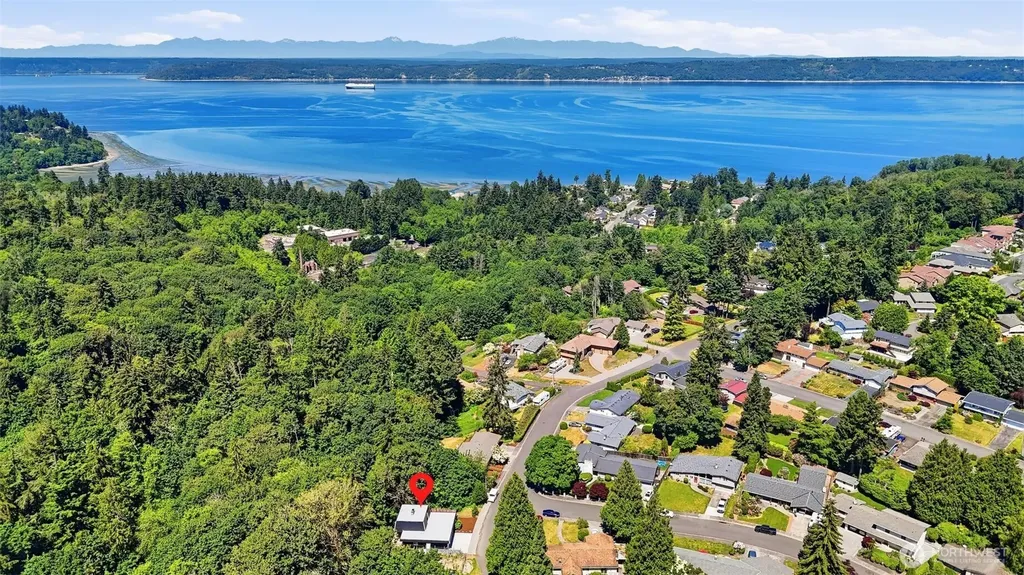 30811 26th Avenue SW Federal Way WA 98023