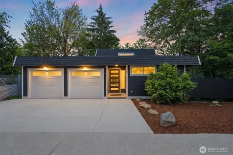 30811 26th Avenue SW Federal Way WA 98023