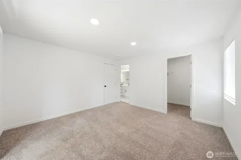 30811 26th Avenue SW Federal Way WA 98023