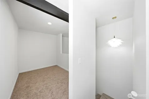 30811 26th Avenue SW Federal Way WA 98023