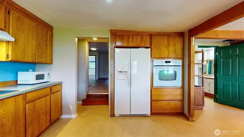 104 Westlake Road Oroville WA 98844