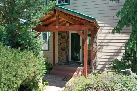 104 Westlake Road Oroville WA 98844