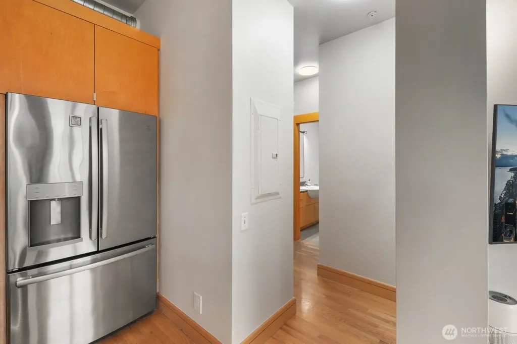 81 Vine Street Seattle WA 98121
