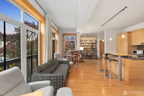 81 Vine Street Seattle WA 98121