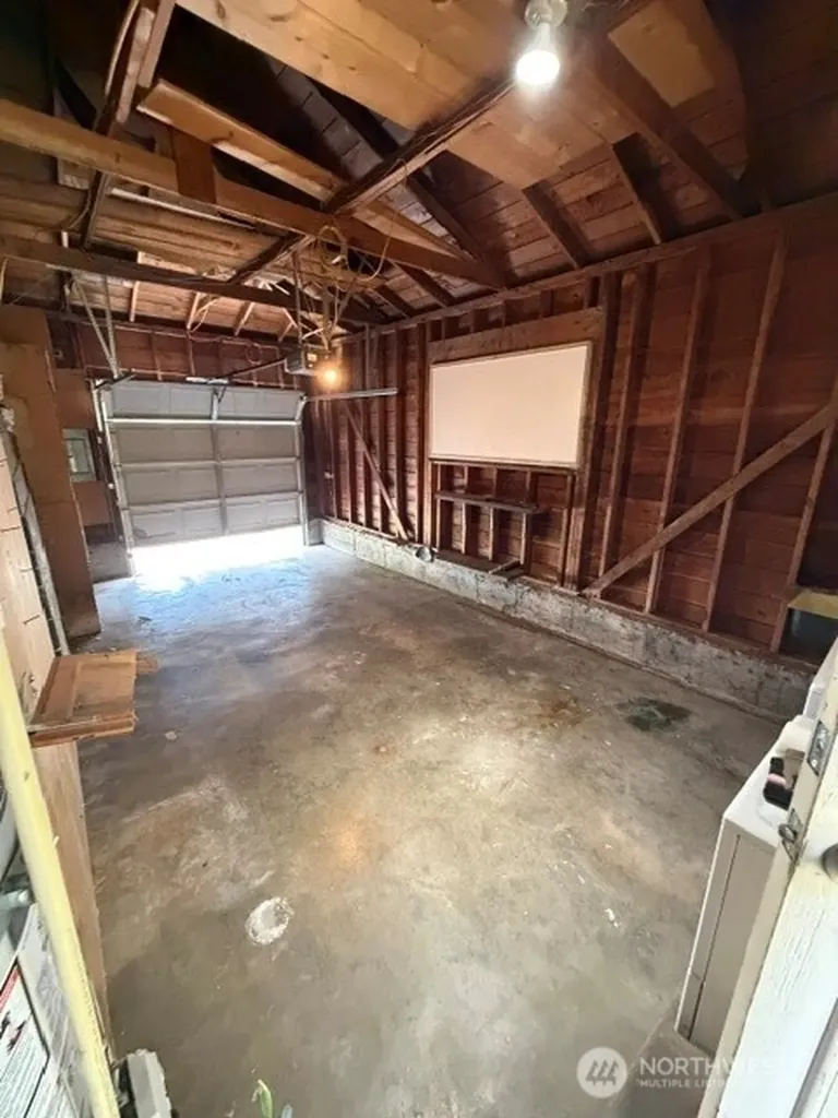 1402 S 44th Street Tacoma WA 98418
