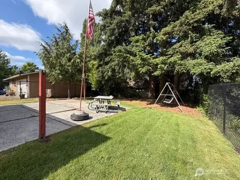 1402 S 44th Street Tacoma WA 98418