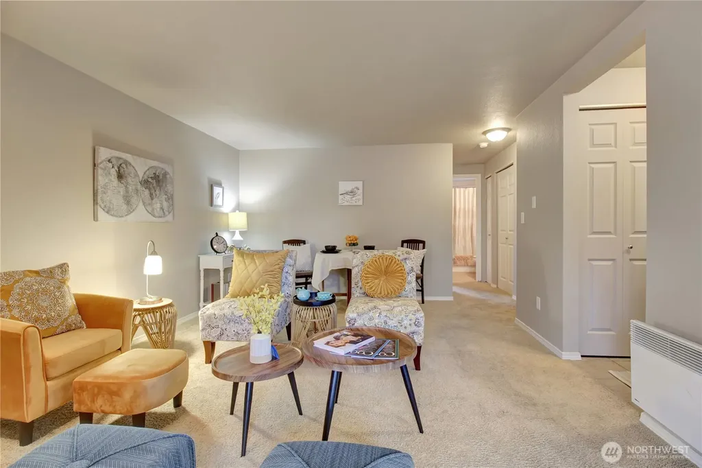 1126 N 198th Street Shoreline WA 98133