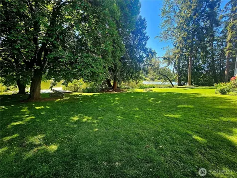 1126 N 198th Street Shoreline WA 98133