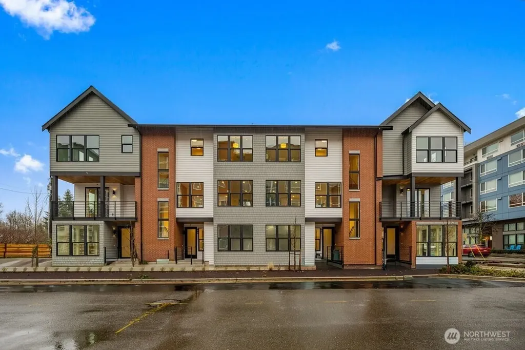 962 7th Ave NW (Homesite #4) Issaquah WA 98027