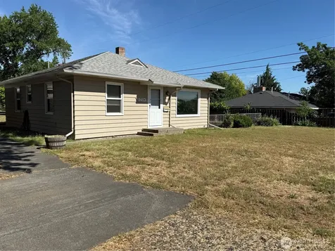 1413 SE Central Avenue College Place WA 99324