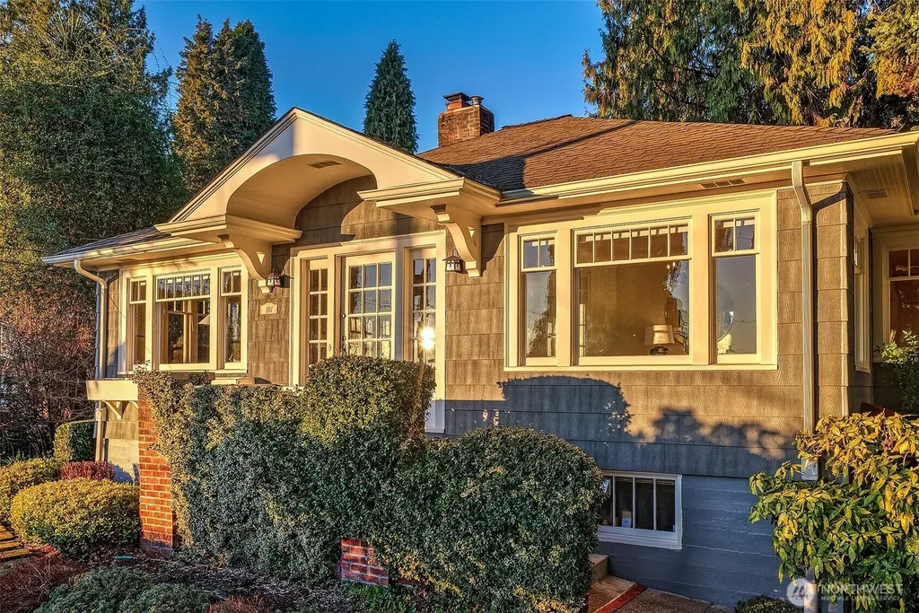 707 Lake Washington Boulevard S Seattle WA 98144